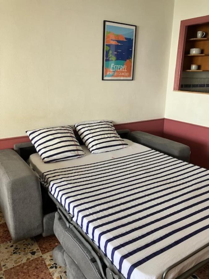 Studio 29 M With Terrace And View On The Beach Αντίμπ Εξωτερικό φωτογραφία